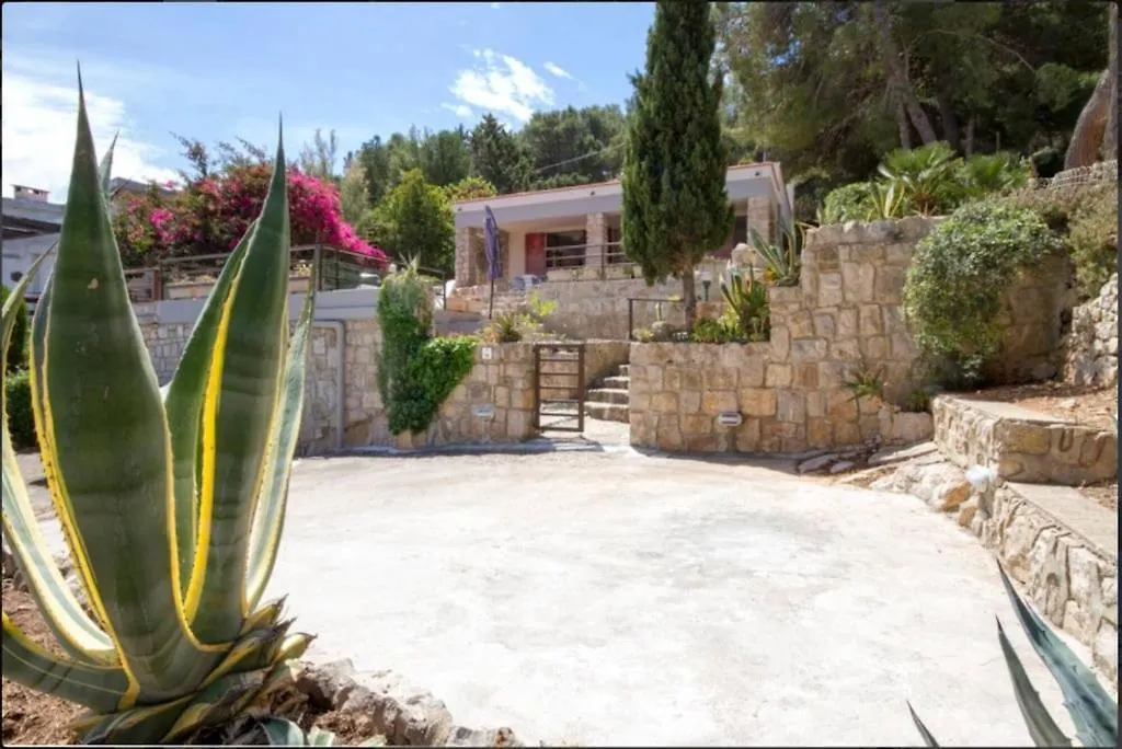 Dom wakacyjny Villa Flavia Direttamente Sul Mare Con Terrazza Incantevole Per 6 Persone Alghero
