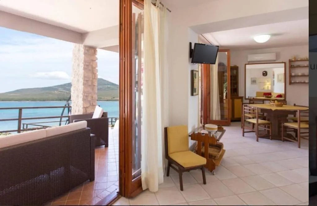 Villa Flavia Direttamente Sul Mare Con Terrazza Incantevole Per 6 Persone Alghero 0*,  Italië